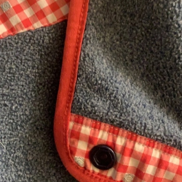 Columbia Pullover with Button Top - Picture 4 of 4